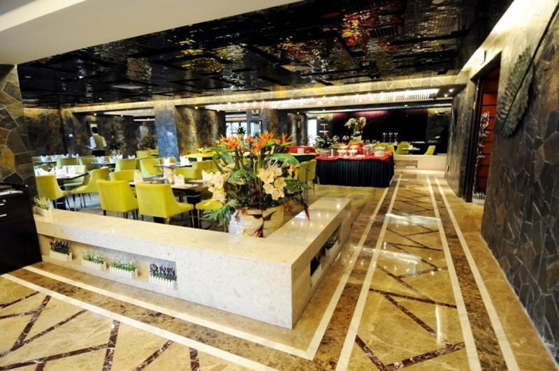 שנג'ן Zhongbao International Hotel מראה חיצוני תמונה